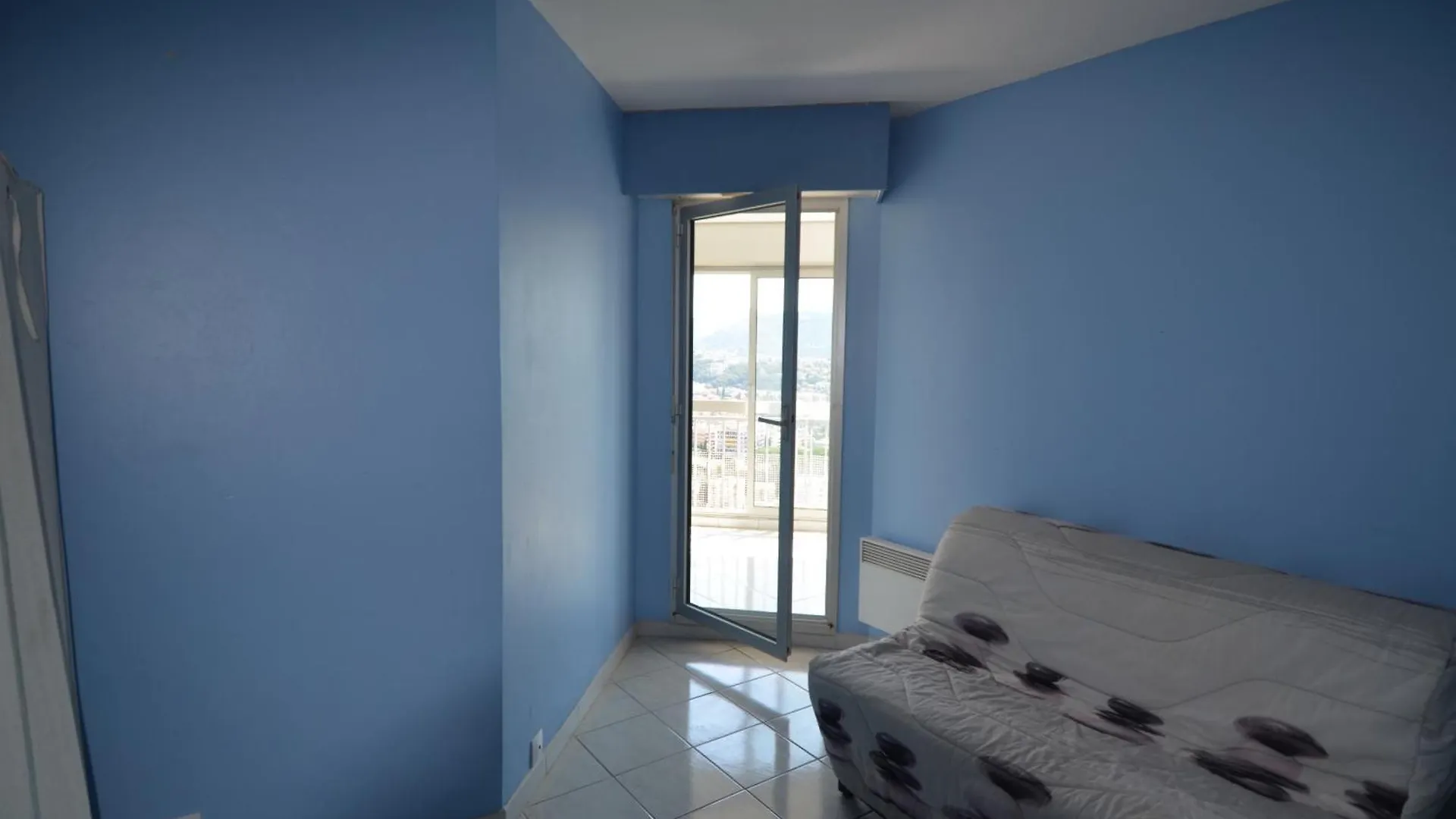 Appartement vue panoramique avec piscine pour 6 personnes à Nice quartier Pessicart France